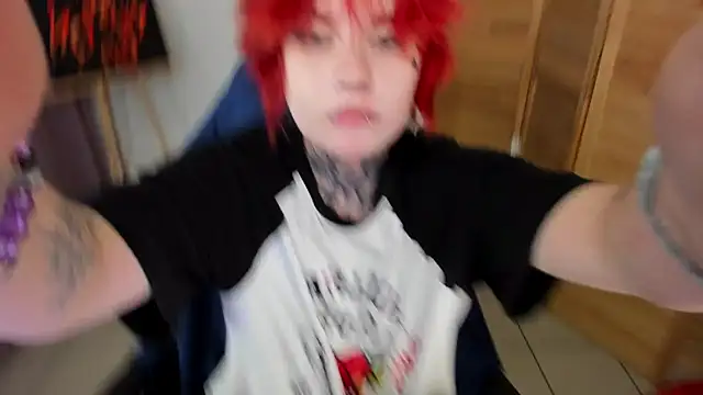 חדר צ'אט בשידור חי של mekurisu