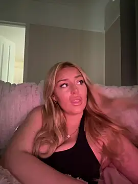UKLillie 실시간 채팅방