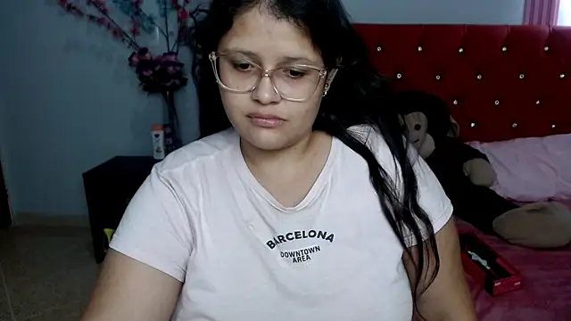 angel_barbie_1's Live Chat Room