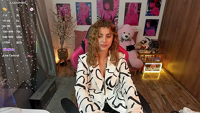 annieesweett's Live Chat Room