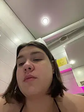 SuzieMurray's Live Chat Room