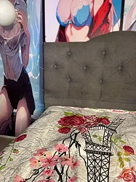 Im_Little Adlı Modelin Canlı Sohbet Odası
