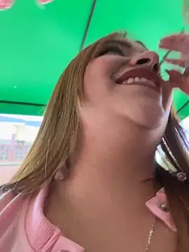 חדר צ'אט בשידור חי של Tatiana_O