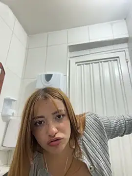 Tatiana_Oのライブチャットルーム