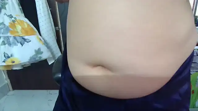 Hot_heer Adlı Modelin Canlı Sohbet Odası