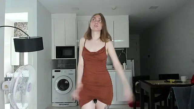 Chat soba uživo modela ReddHotPipper