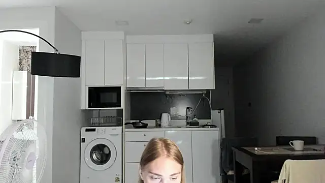 ReddHotPipper Adlı Modelin Canlı Sohbet Odası