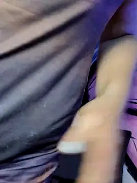 Pokój czatu na żywo – becca_diamond