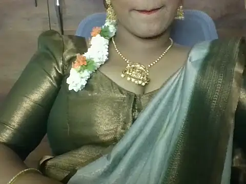 Sexy-Shalinii লাইভ চ্যাট রুম
