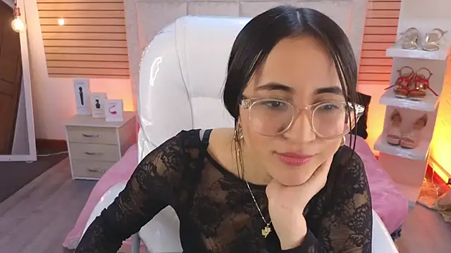 Mia_Fischer 现场聊天室