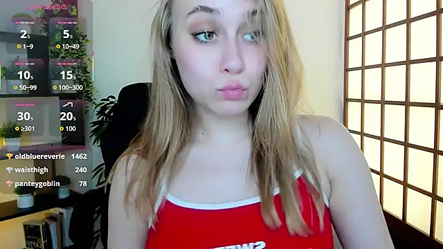 LianaBright élő chatszobája
