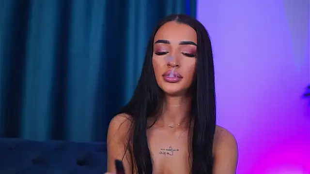 Онлайн чат DeniseDevilles