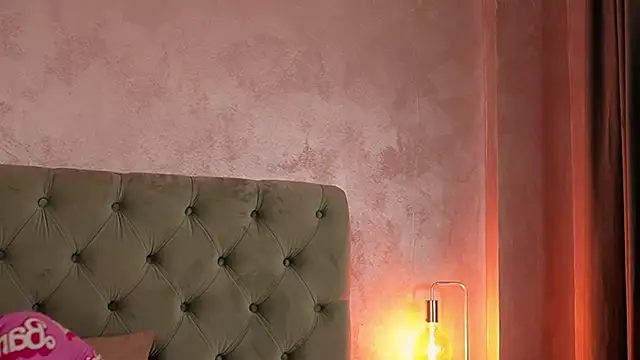 LucyWilow Live Chatraum