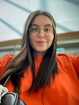 Chat soba uživo modela meow_girl