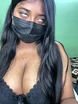 عرض كام Ishaani_0