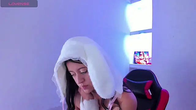 zoe_connor19 Adlı Modelin Canlı Sohbet Odası