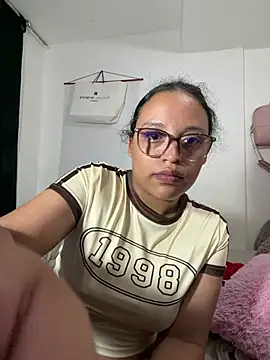 angela_angels_ Adlı Modelin Canlı Sohbet Odası