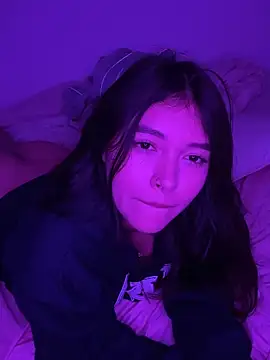 Sala de chat en directo de Moonbell_bell