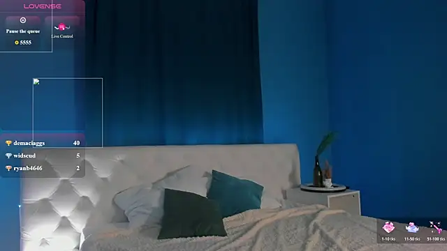 Linablueeyed Adlı Modelin Canlı Sohbet Odası