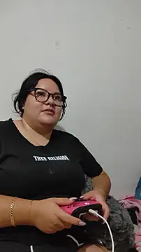 almitapro07's Live Chat Room