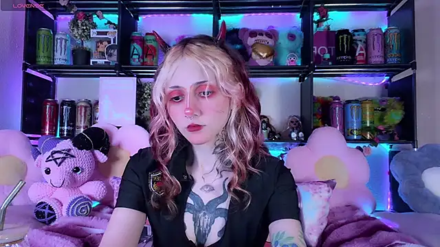 Živá chatovací místnost _Devill_Baby