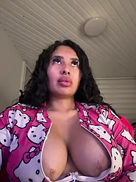 Anily_Lovely Adlı Modelin Canlı Sohbet Odası