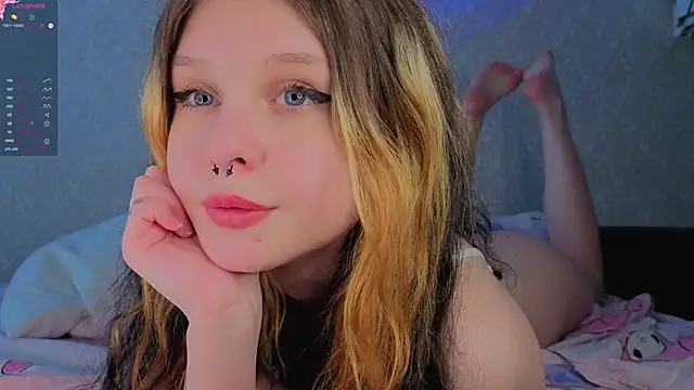 Hi_Kitti's Live Chat Room