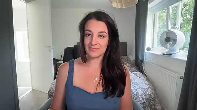 Chat soba uživo modela yourcassiexo