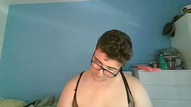sorolla12's Live Sex Cam Show
