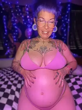 Eva_Monroe- Adlı Modelin Canlı Sohbet Odası