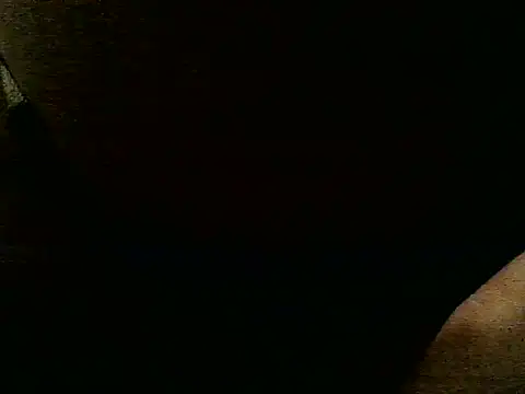 straichathot_08's Live Chat Room