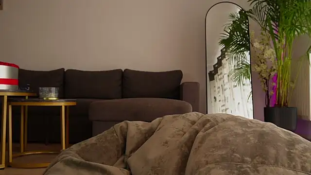 Lorennameliyy Live Chatrum