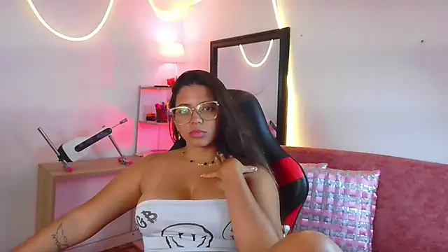 Chat ao vivo de Megaan_Greey