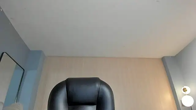 Sala de chat en directo de KatieNolan_1