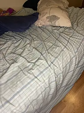 Živá chatovací místnost gamingcouple420