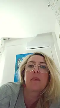 غرفة دردشة MariaRichi_ المباشرة