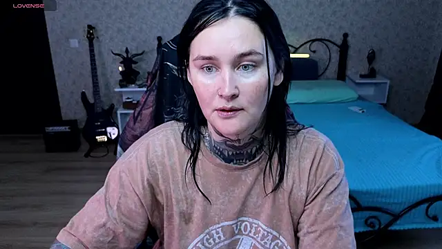 Emmybrightj_ Live Chatraum