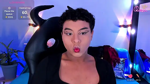 Emili_Roux's Live Sex Cam Show