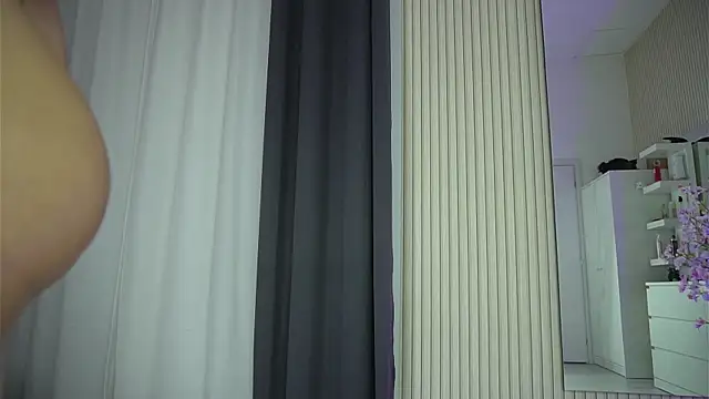 غرفة دردشة KatelynSparks المباشرة