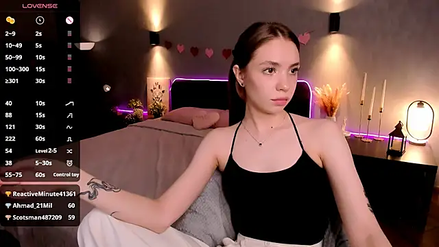 MilliBrown_ Live Chatraum