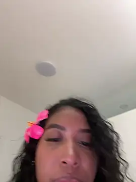 IamCrystal2 Live Chatrum