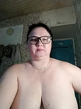 Holly-69 – Naživo kamerová sex šou 