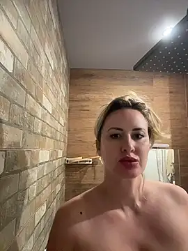Phòng Chat Trực Tiếp LanaShockk
