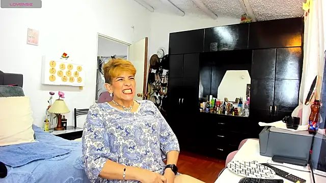 Angelina_Stone_65 Cameră chat live