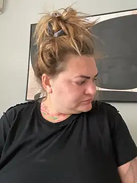 HeyBABYGIRL Cameră chat live