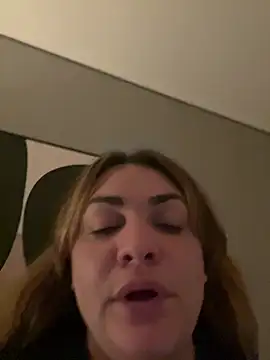 Chat soba uživo modela HeyBABYGIRL