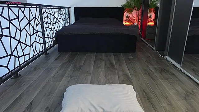SugarPixiee Adlı Modelin Canlı Sohbet Odası