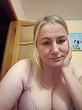 Chat ao vivo de LanaSilver2885