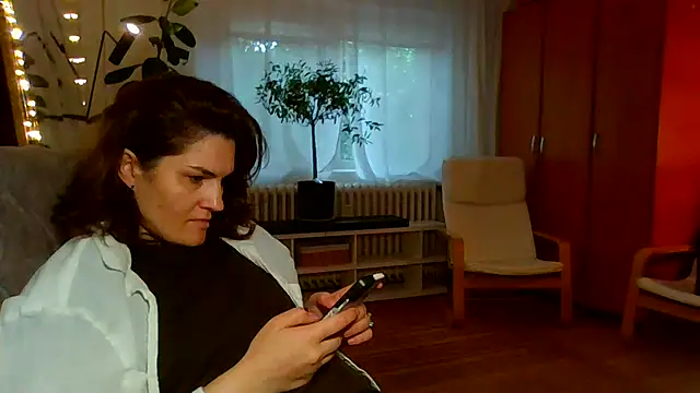 Živá chatovací místnost Ms-Lust1-