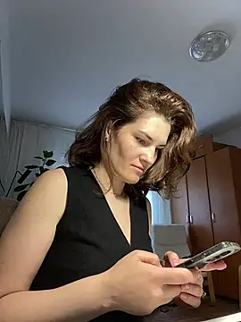 Sala de chat en directo de Ms-Lust1-